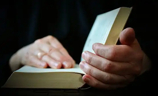 Versículos De La Biblia Quitar tu propia vida