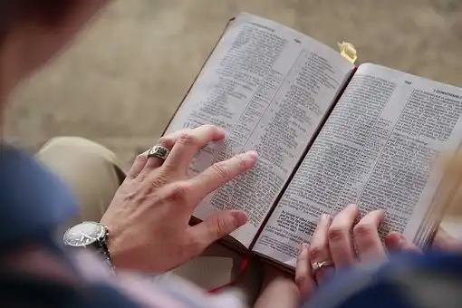 Versículos De La Biblia Romper las maldiciones financieras